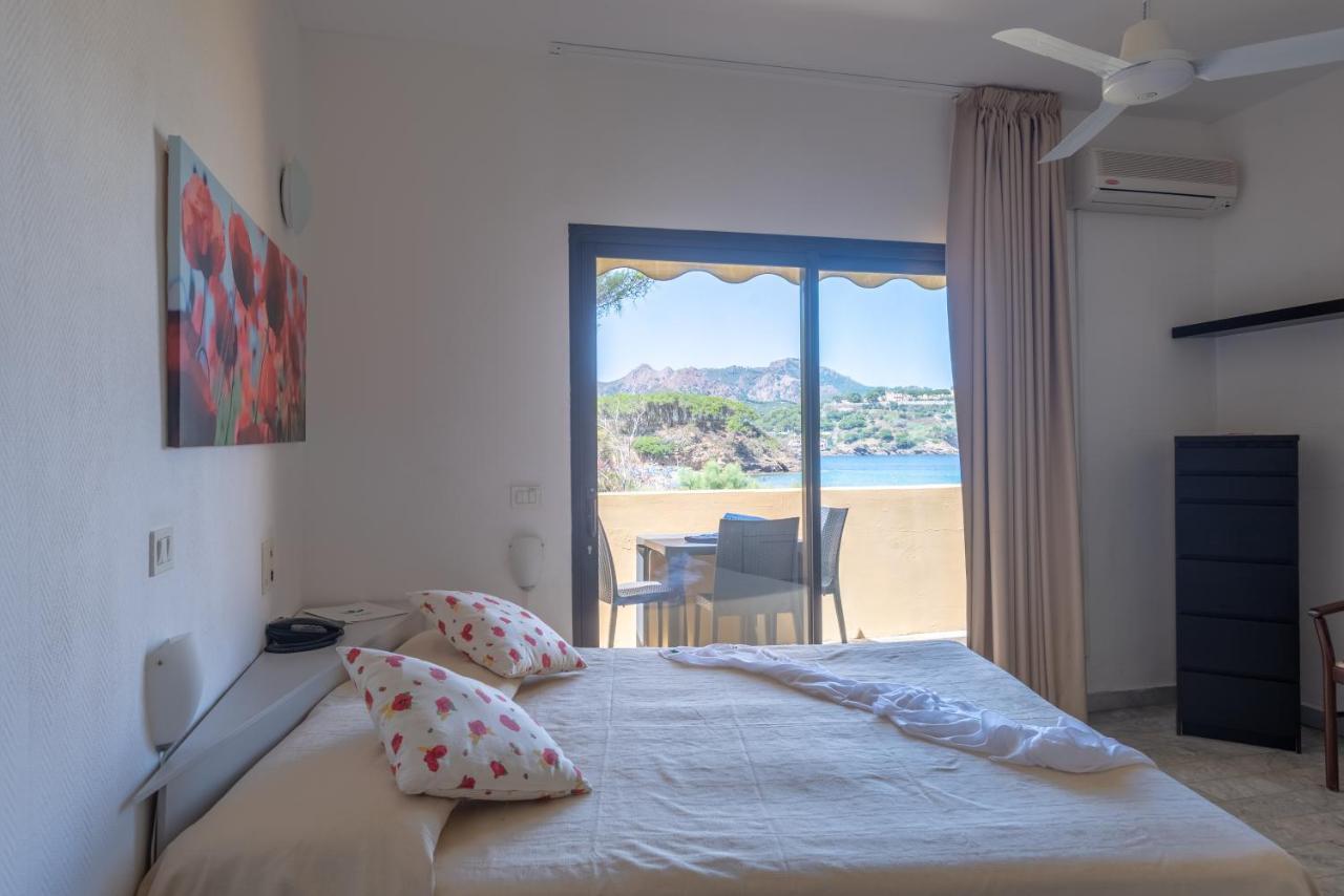 Hotel Le Acacie Capoliveri  Ngoại thất bức ảnh